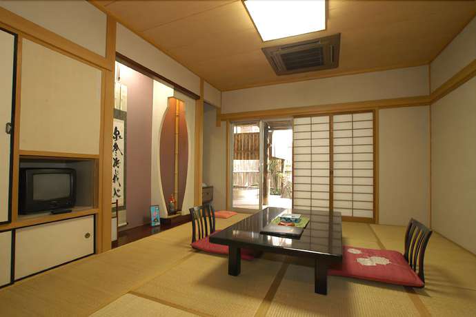 Imagen de la habitación del Hotel Kokusai Kanko Kishotei. Foto 15