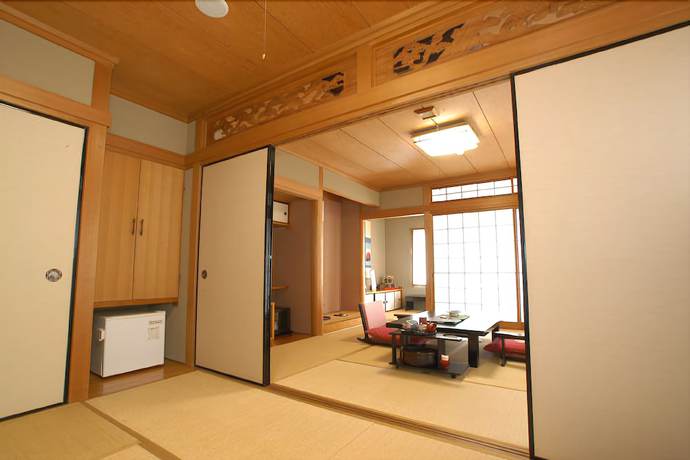 Imagen de la habitación del Hotel Kokusai Kanko Kishotei. Foto 16