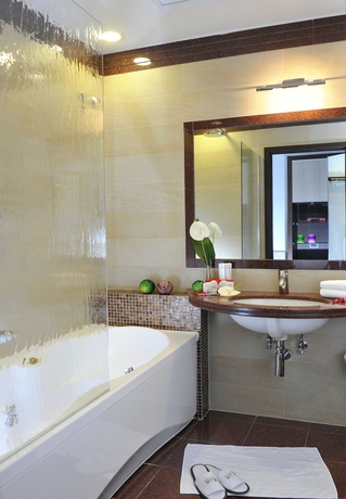 Imagen de la habitación del Hotel Kolbe Rome. Foto 11