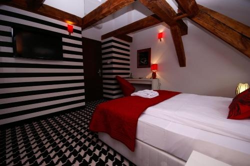 Imagen de la habitación del Hotel Kolegiacki. Foto 7
