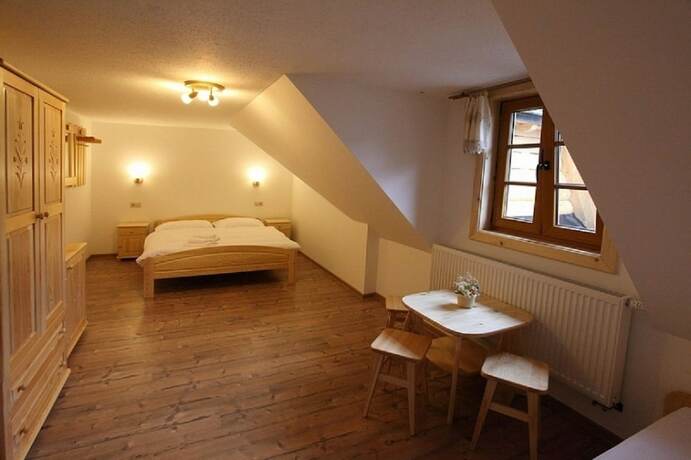 Imagen de la habitación del Hotel Koliba Josu Zuberec. Foto 14