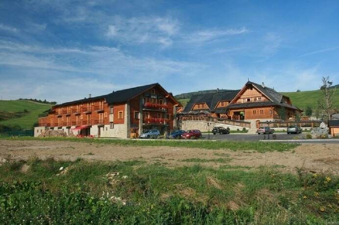 Imagen general del Hotel Koliba Josu Zuberec. Foto 11