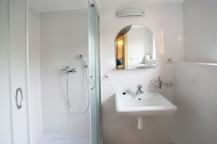 Imagen de la habitación del Hotel Koliba Josu Zuberec. Foto 15