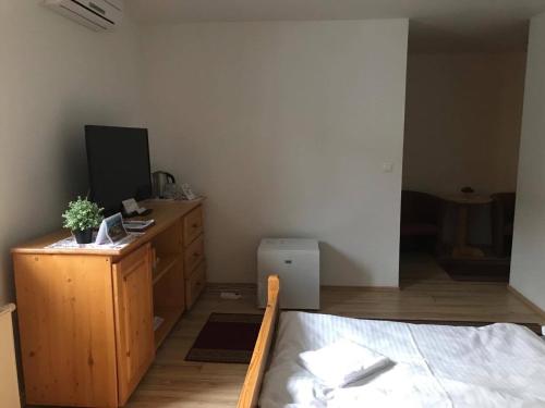 Imagen de la habitación del Hotel Koliba, Senec. Foto 7