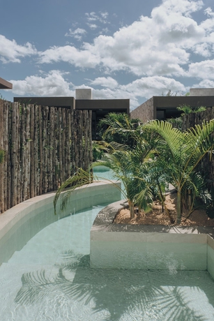Imagen de la habitación del Hotel Koloa Concept. Foto 3