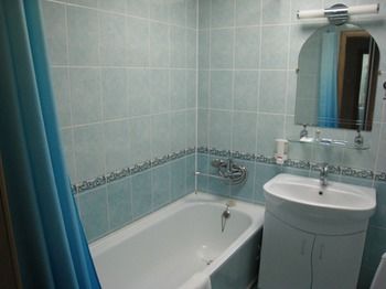 Imagen de la habitación del Hotel Kolos. Foto 9