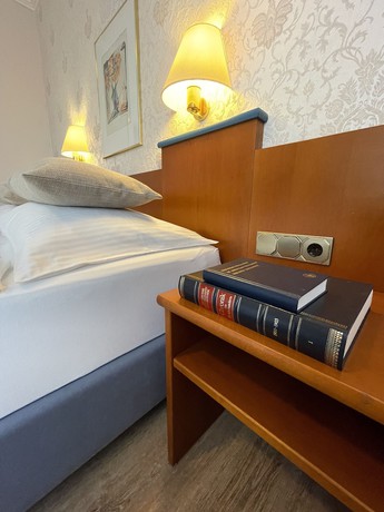 Imagen de la habitación del Hotel Kolossos D&uuml;sseldorf - Neuss. Foto 20