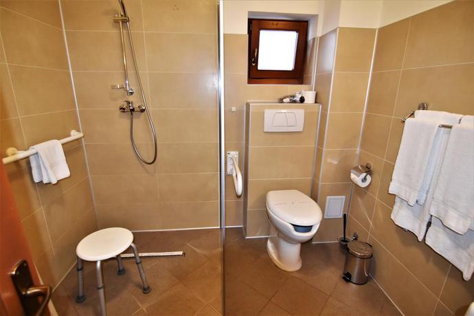 Imagen de la habitación del Hotel Kolping, Brasov. Foto 17