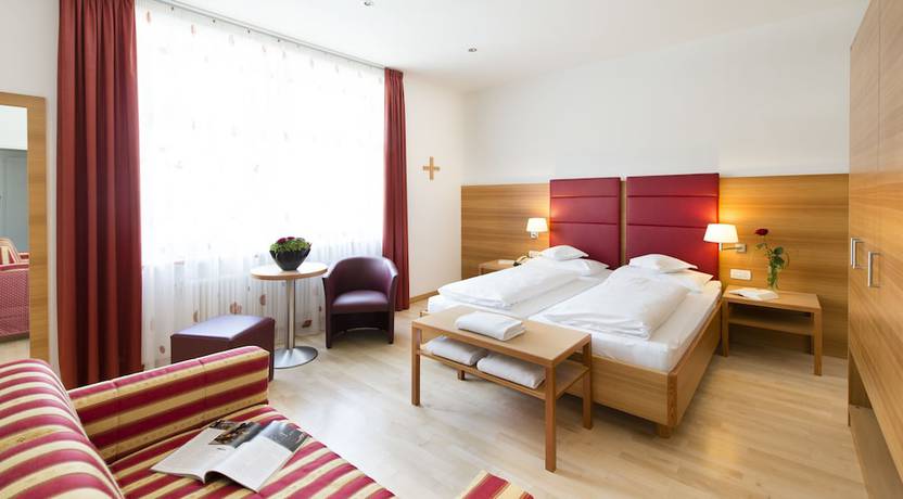Imagen de la habitación del Hotel Kolping Meran. Foto 4