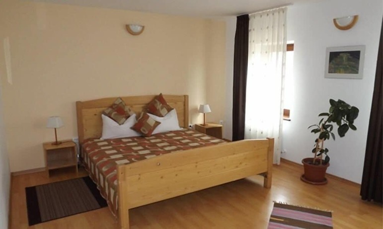 Imagen de la habitación del Hotel Kolpinghaus. Foto 16