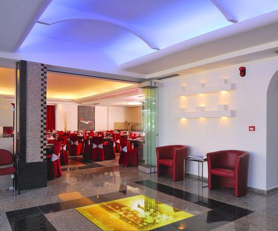 Imagen de los interiores del Hotel Kolymbia Bay Art. Foto 12