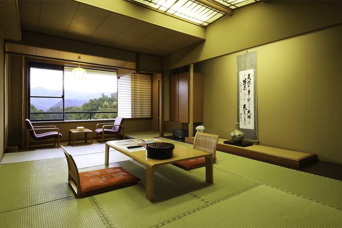 Imagen de la habitación del Hotel Komagatake Grand. Foto 11