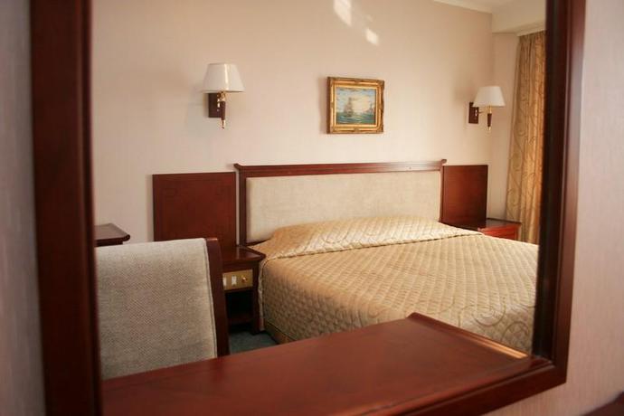 Imagen de la habitación del Hotel Komandor Hotel. Foto 4