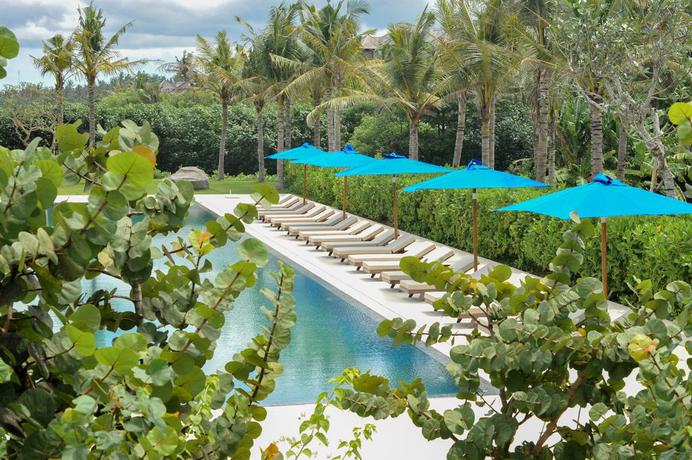 Imagen general del Hotel Komaneka At Keramas Beach. Foto 7