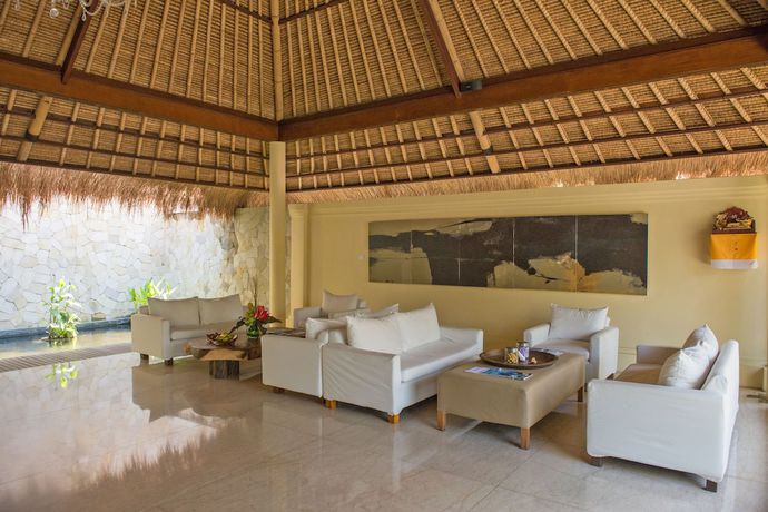 Imagen de los interiores del Hotel Komaneka At Rasa Sayang - Chse Certified. Foto 19