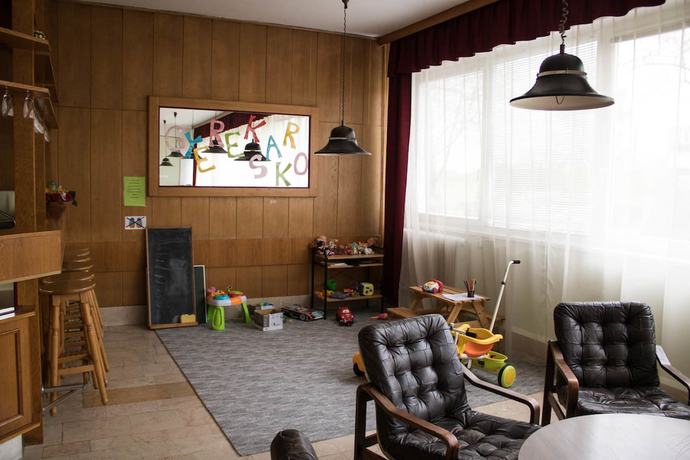 Imagen de los interiores del Hotel Komfort Plat&aacute;n. Foto 19