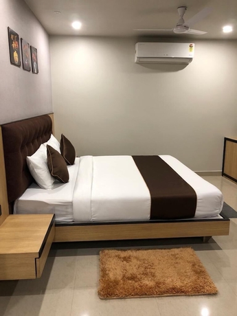 Imagen de la habitación del Hotel Komfort Stay. Foto 12