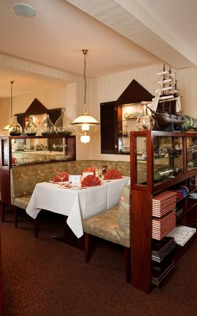 Imagen del bar/restaurante del Hotel Komforthotel Butjadinger Tor. Foto 4