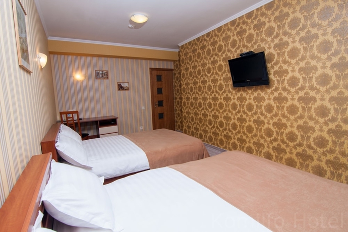 Imagen de la habitación del Hotel Komilfo. Foto 10