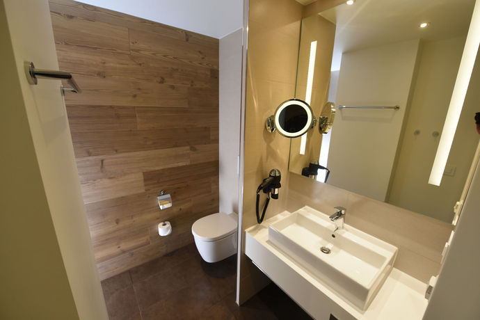 Imagen de la habitación del Hotel Kommod. Foto 9