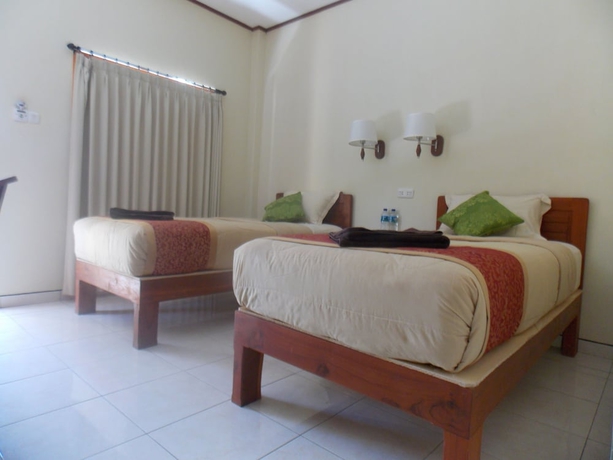 Imagen de la habitación del Hotel Komodo Lodge. Foto 13