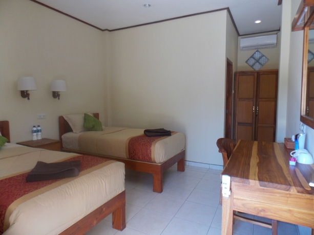 Imagen de la habitación del Hotel Komodo Lodge. Foto 15