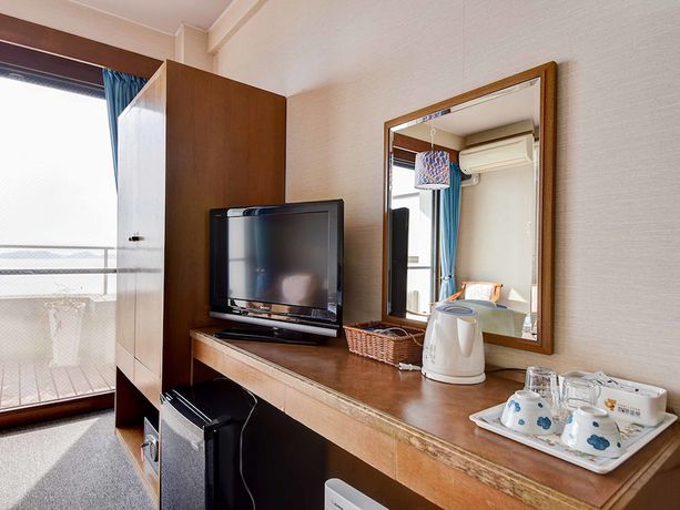 Imagen de la habitación del Hotel Komogakushi Onsen Sanyo Club. Foto 7