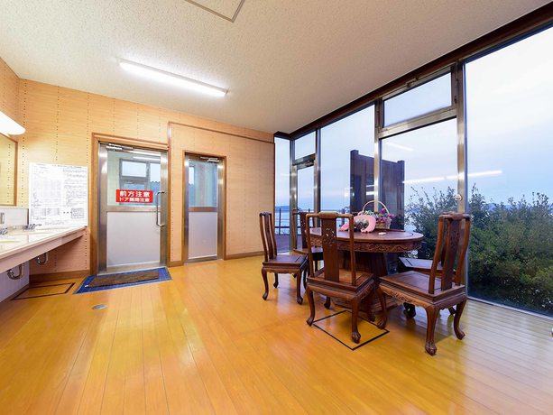Imagen general del Hotel Komogakushi Onsen Sanyo Club. Foto 4