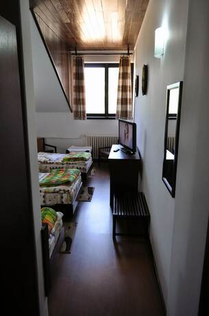 Imagen de la habitación del Hotel Komovi. Foto 14