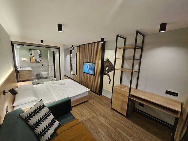 Imagen de la habitación del Hotel Komovi. Foto 16
