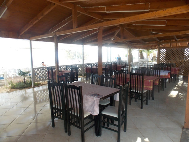 Imagen del bar/restaurante del Hotel Kompleks Joni. Foto 6