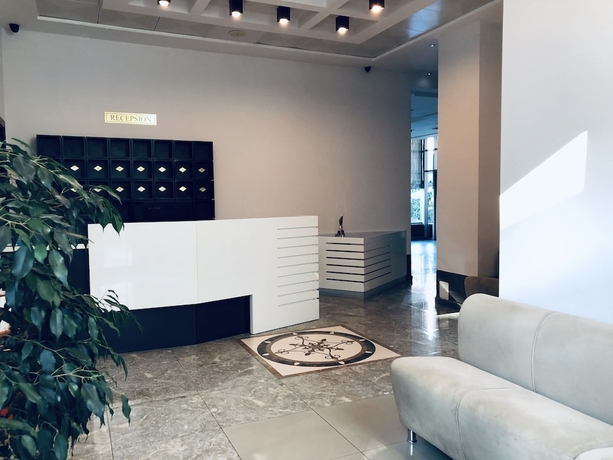 Imagen de los interiores del Hotel Kompleksi Arifi. Foto 19