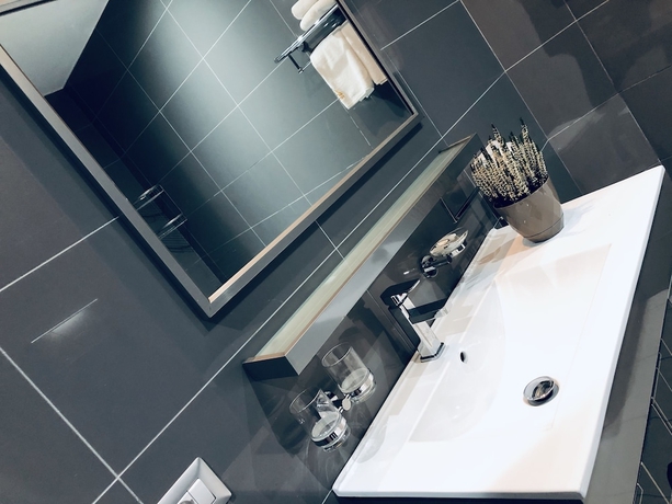 Imagen de la habitación del Hotel Kompleksi Arifi. Foto 13