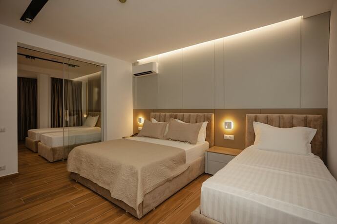 Imagen general del Hotel Kompleksi Royal. Foto 3