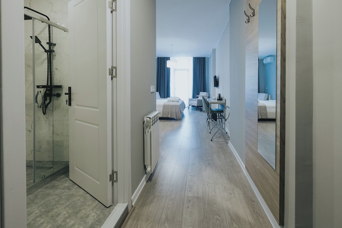 Imagen de la habitación del Hotel Komunna Luxe. Foto 4