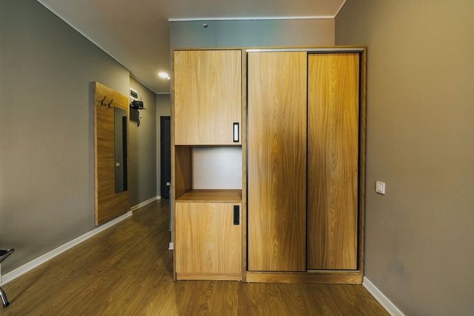 Imagen de la habitación del Hotel Komunna Luxe. Foto 5