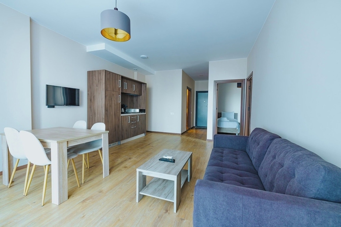 Imagen de la habitación del Hotel Komunna Luxe. Foto 9