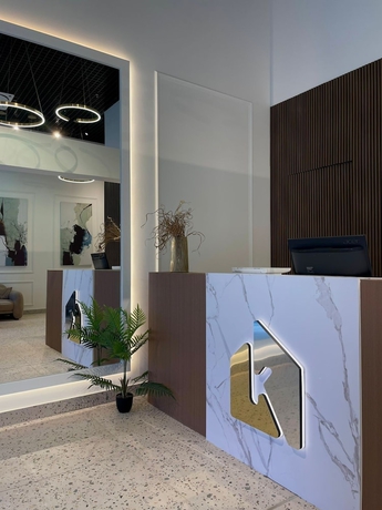 Imagen de los interiores del Hotel Komunna Luxe. Foto 15