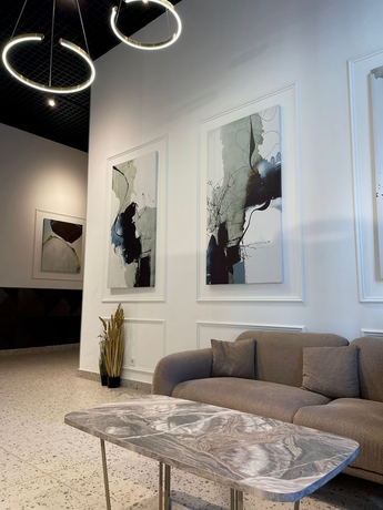 Imagen de los interiores del Hotel Komunna Luxe. Foto 16