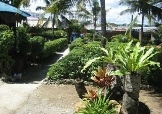 Imagen general del Hotel Kon Tiki Marina. Foto 4
