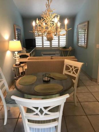 Imagen de la habitación del Hotel Kona Kai Resort and Gallery. Foto 10