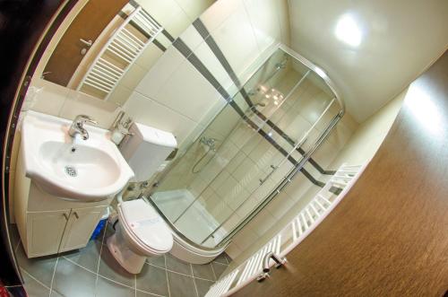 Imagen de la habitación del Hotel Konak Konjic. Foto 19
