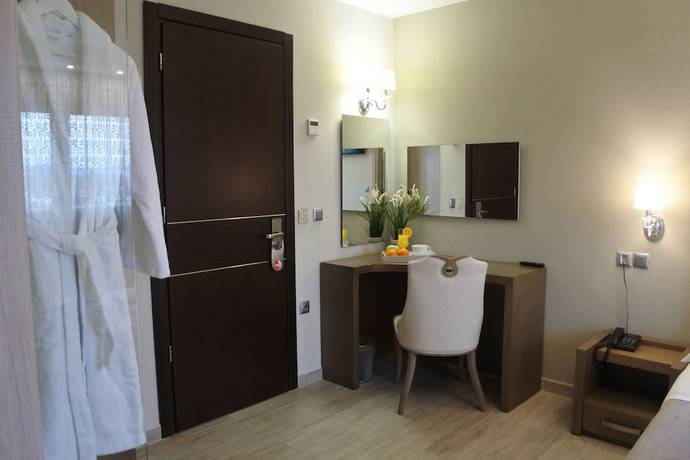 Imagen de la habitación del Hotel Konaki Hotel and SPA. Foto 19