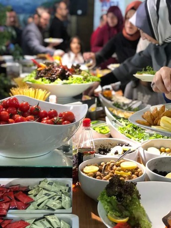 Imagen del bar/restaurante del Hotel Konaks Otel. Foto 4