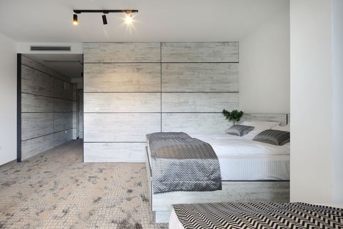 Imagen de la habitación del Hotel Koncept Residence, Sarajevo. Foto 7