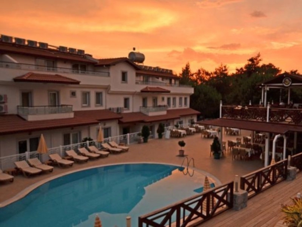 Imagen general del Hotel Konfor Suite Otel. Foto 7