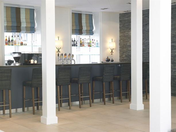 Imagen del bar/restaurante del Hotel Kong Arthur. Foto 2