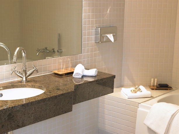 Imagen de la habitación del Hotel Kong Arthur. Foto 9