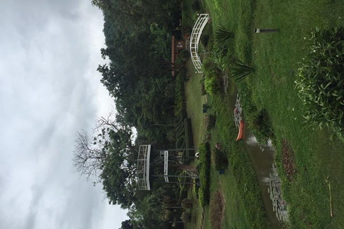 Imagen de los exteriores del Hotel Kong Garden Resort. Foto 11