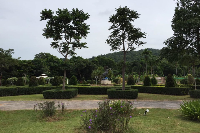 Imagen de los exteriores del Hotel Kong Garden Resort. Foto 14